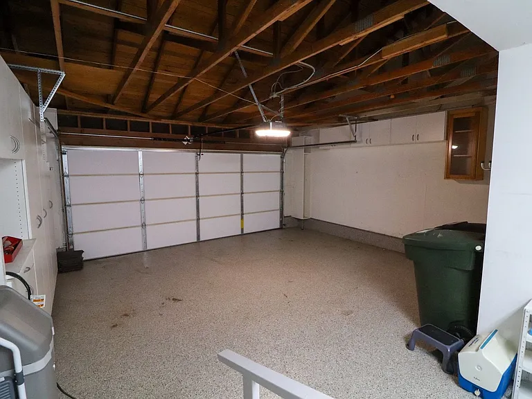 1050 Pacifica Dr — Photo 43