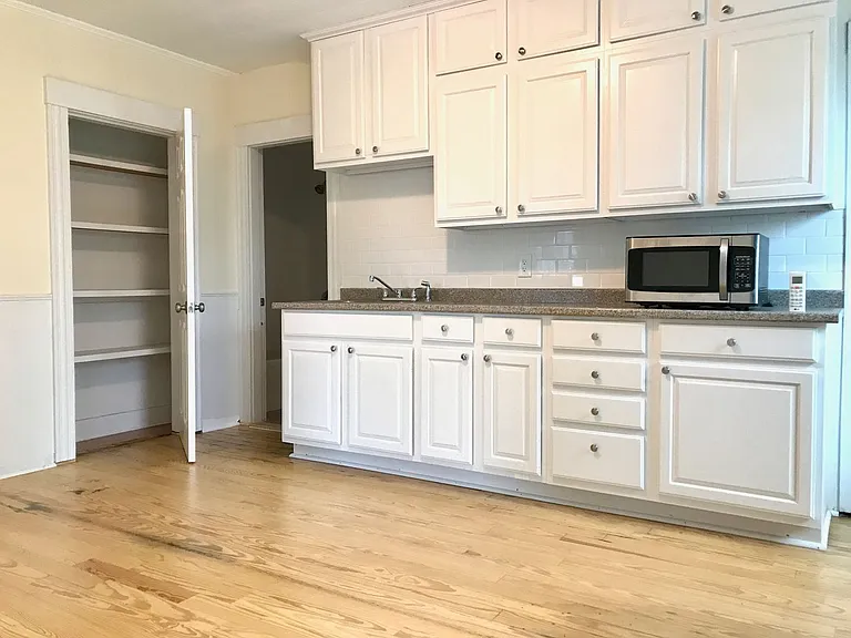 20 Main St — Photo 10