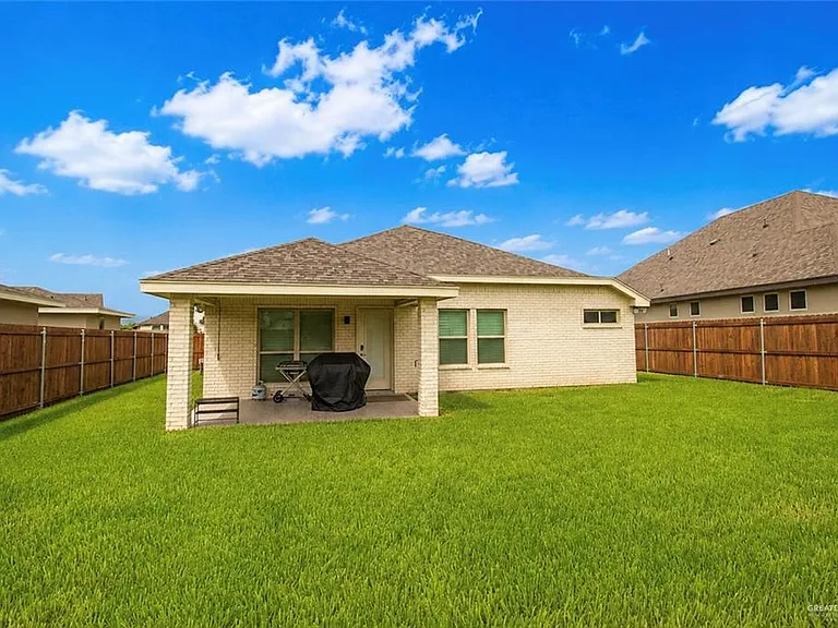 13721 Belle Ct — Photo 13