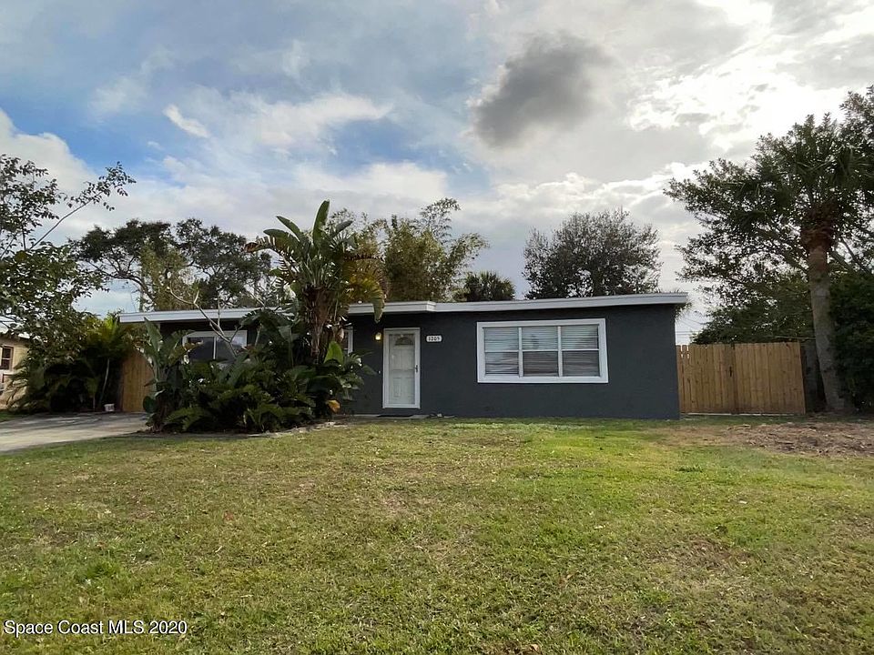 1st image of 1205 Pinewood Dr