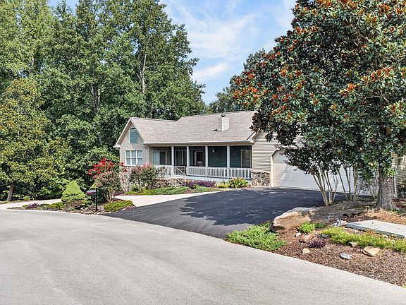 5th image of 566 Mallard Pointe Rd