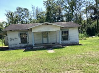 841 3rd St, Chipley, FL 32428