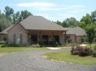 138 Lakeshire Cv, Canton, MS 39046