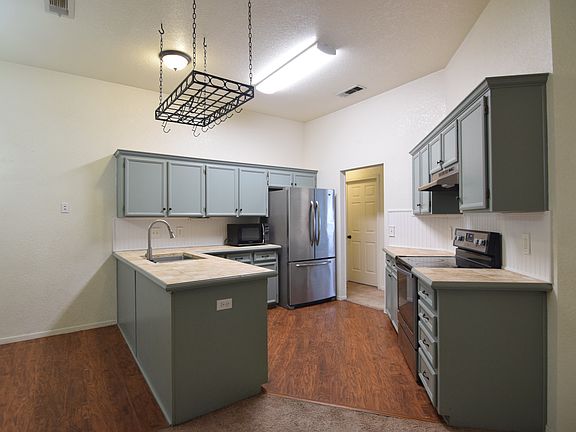 4th image of 1111 Lambrusco Dr