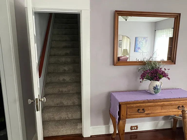1222 N Anderson St — Photo 8