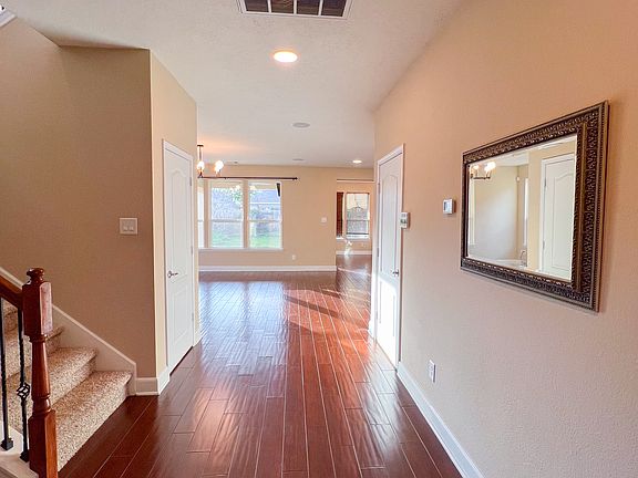 4th image of 4911 Lattimore Creek Dr