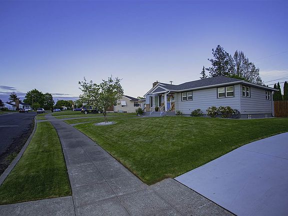 4th image of 2331 W Walton Ave