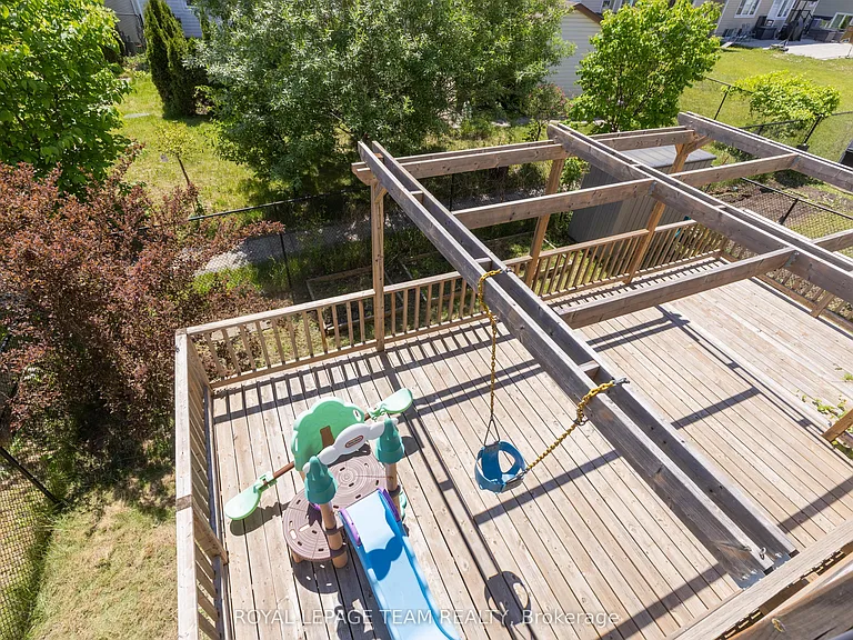 212 Huntsville Dr — Photo 39