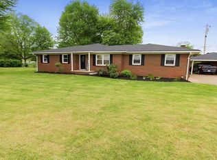 8477 Terrace Dr, Newburgh, IN 47630