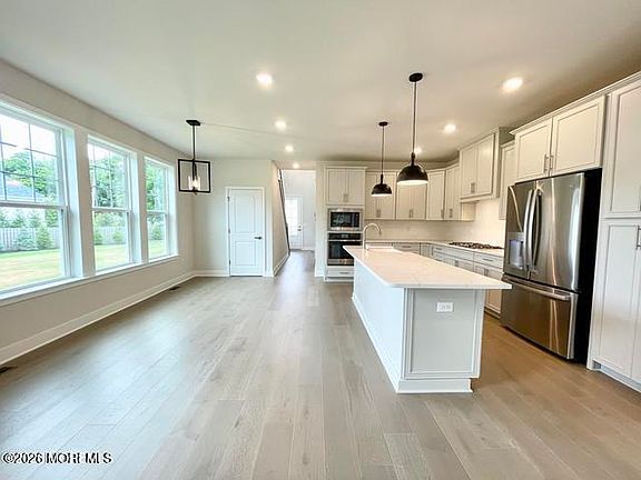 5th image of 1 Beach Ct