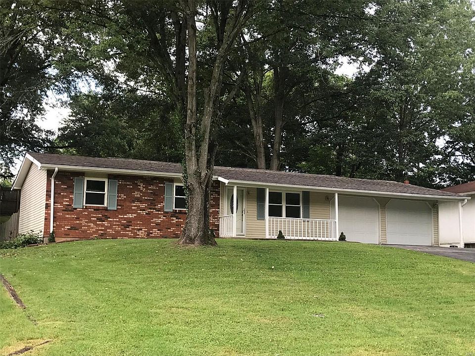 1st image of 2519 Singing Hills Dr