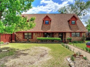 920 Boone Dr, Sherman, TX 75090