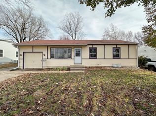 1119 N Atherton Rd, Independence, MO 64056