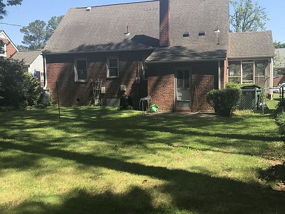 2nd image of 2421 Wedgewood Ave