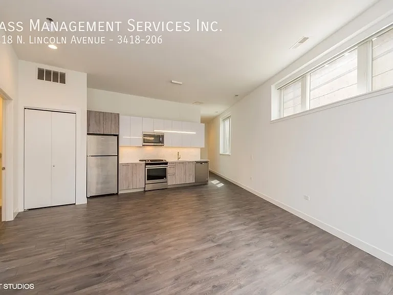 3418 N Lincoln Ave #206 — Photo 5