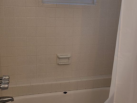 2nd image of 2425 N Oleander Ave APT 1