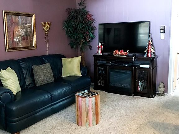 5th image of 3529 Brentwood Dr