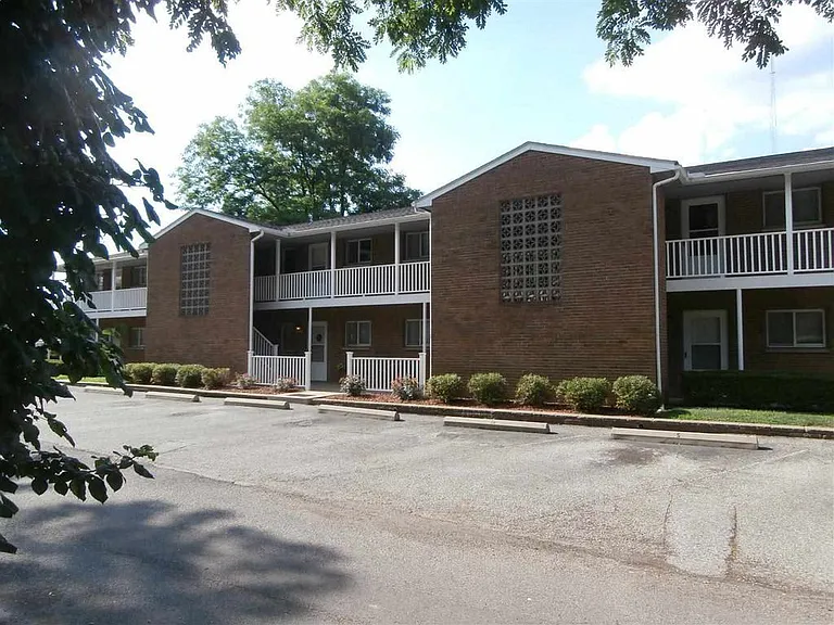 326 W Kenwood Dr #8 — Photo 12