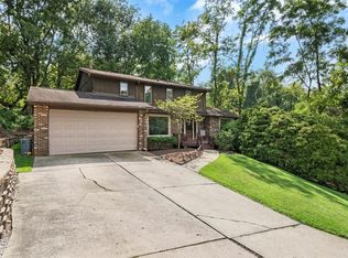 1270 Havelock St, Pittsburgh, PA 15234