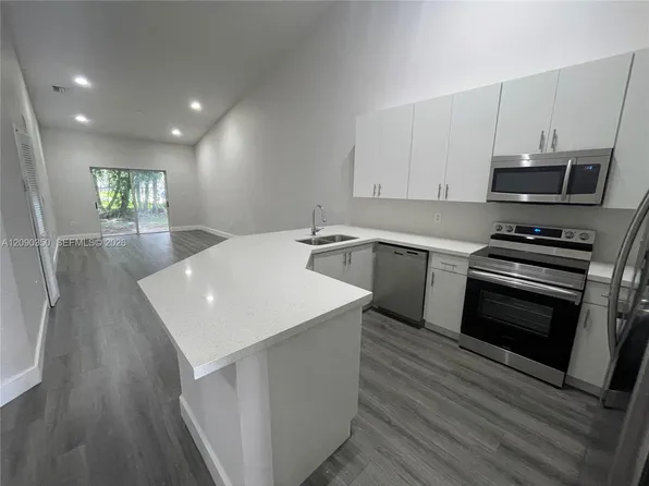 1178 NE 32nd Ave, Homestead, FL 33033