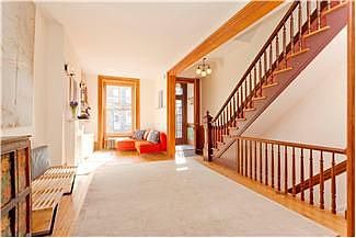 3rd image of 296 Hoyt St