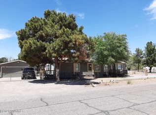 770 Hummingbird Dr, Las Cruces, NM 88007