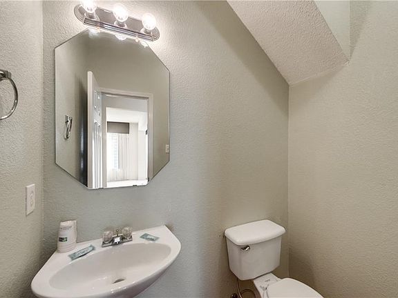 5th image of 8628 Garden Springs Dr