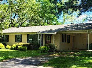 208 E Gum St, Russellville, AR 72802