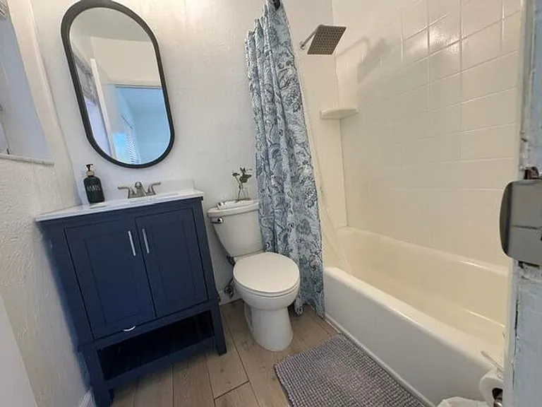 632 SW 8th Ave — Photo 14