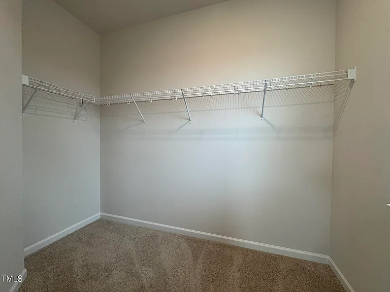 724 Dorset Stream Dr — Photo 25