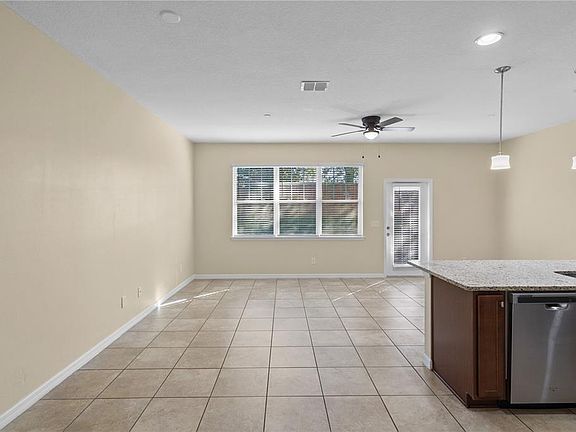 4th image of 1083 TARAMUNDI DRIVE