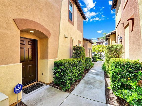 4th image of 2641 Prato Ln