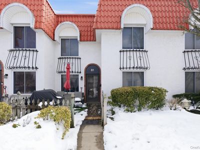 81 Alhambra Drive, Oceanside, NY, 11572