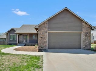 509 Aetna Dr, Cheney, KS 67025