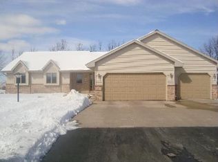 W5990 Garnet Dr, APPLETON, WI 54915