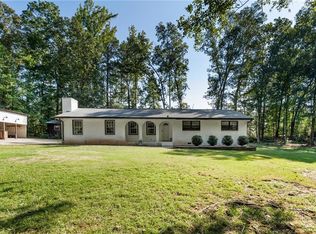 6510 Johnson Cir, Fairburn, GA 30213