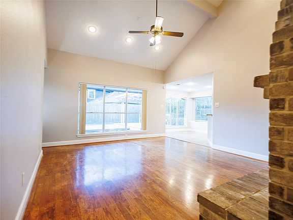 5th image of 16307 Mulberry Run Ct