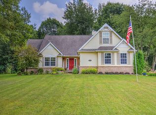 5017 Edward James Dr, Howell, MI