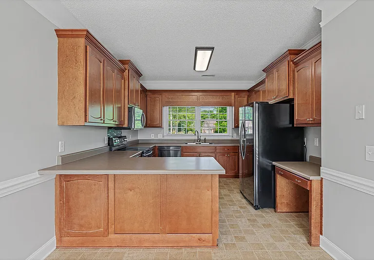 101 Coriander Ln — Photo 11
