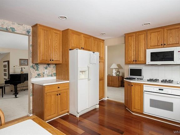 2nd image of 361 Countryside Ln