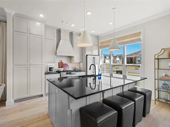 6202 SW Prism Path St, Bentonville, AR 72713