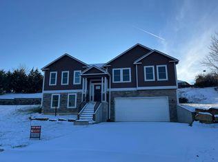 3755 SW Summerfield Dr, Topeka, KS 66610