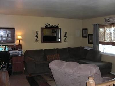 4th image of 3987 Highland Dr