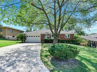 12601 E Erickson Rd, Independence, MO 64055