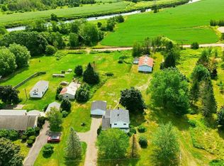 9746 Highway 1, Paradise, NS B0S 1C0