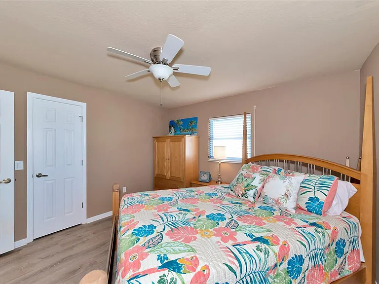 15564 Ruston Cir — Photo 32