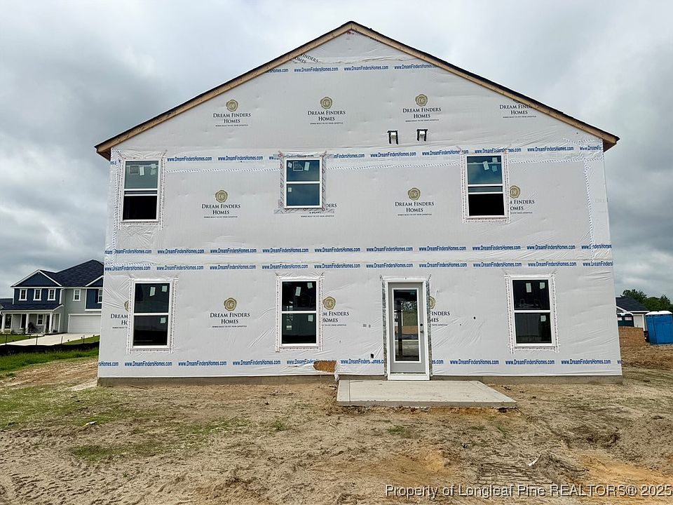 2nd image of 948 Sapphire Stone Ln