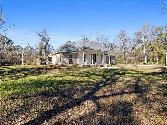 3rd image of 39143 Woodland Acres Dr