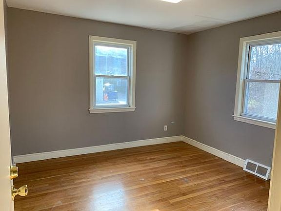 5th image of 1183 Main St