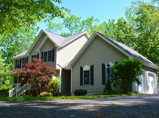 24 Regal Pl, Hopewell Junction, NY 12533